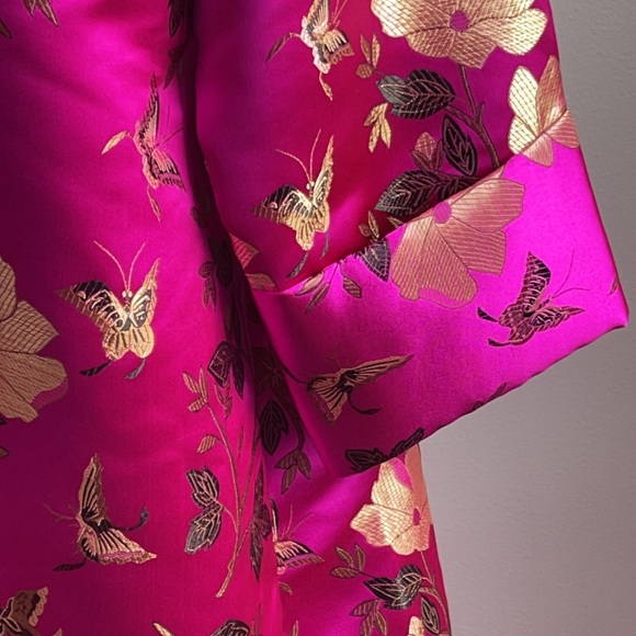 Embroidered silk kimono duster - Picture 8 of 14